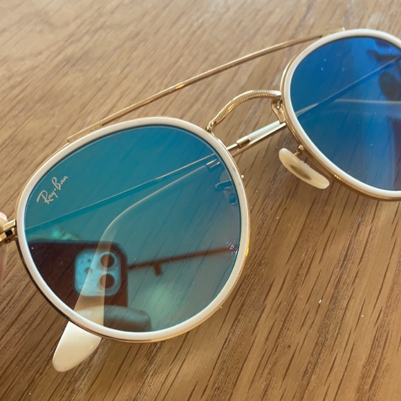 Ray-Ban Sunglasses - Blue Mirrored Certified - Picture 6 of 6